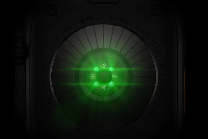 Achterkant van Apple Watch Ultra 4, kast van titanium, kleur zwart, meerdere ronde sensoren met oplichtende groene leds