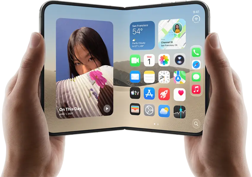iPhone Duo, finition blanc stellaire, tenu à deux mains en mode paysage, déplié, l’écran interne affiche des photos sur le côté gauche, des apps sur le côté droit