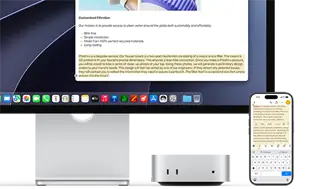 Mac mini de face, glissé sous un Studio Display, un iPhone se trouve à droite de l’appareil et de l’écran, du texte sélectionné avec les commandes Couper, Copier, Coller et Remplissage automatique en haut de l’iPhone correspond au texte surligné à l’écran, illustrant le fonctionnement du presse-papiers universel