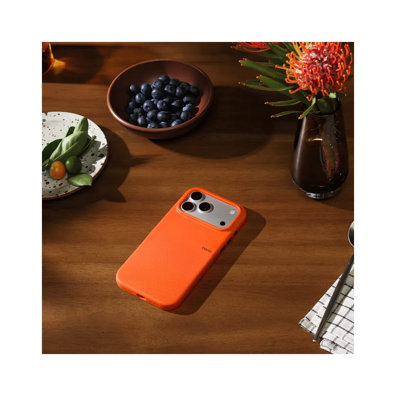 Beats iPhone 17 Pro Max coque renforcée MagSafe et Camera Control – Sierra — Orange
