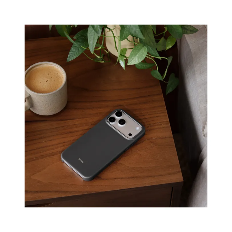 Beats iPhone 17 Pro Max Case with MagSafe and Camera Control — Granite — Gris sidéral