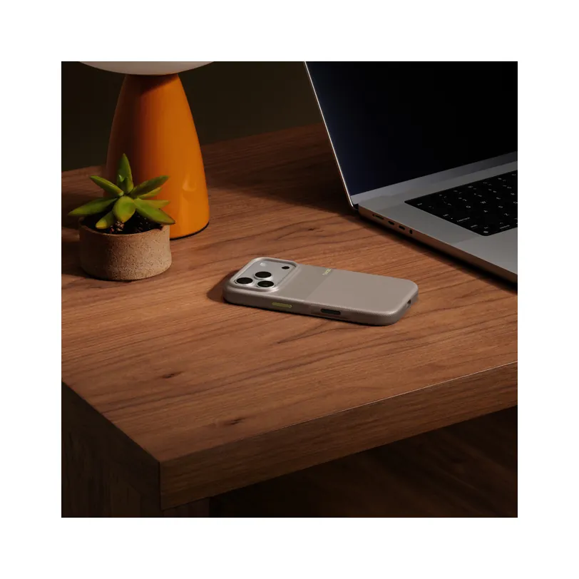 Beats iPhone 17 Pro coque renforcée MagSafe et Camera Control – Alpine — Gris sidéral
