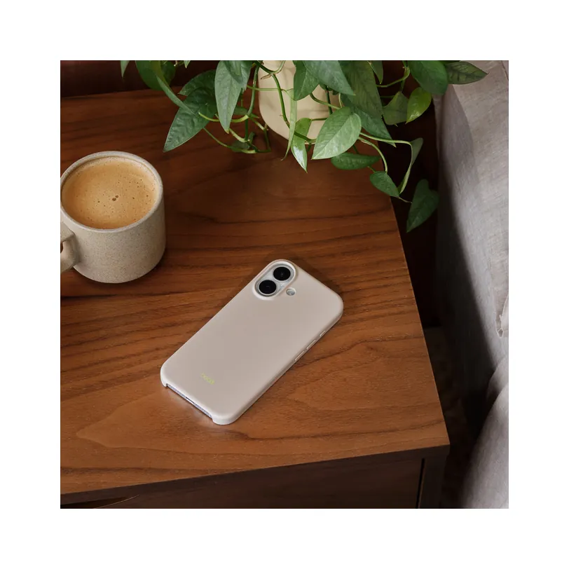 Beats iPhone 17 Case with MagSafe and Camera Control — Lime Stone