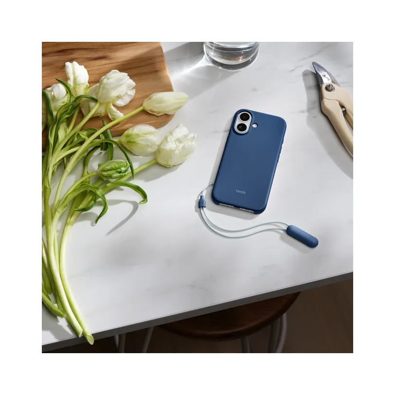 Beats iPhone 17 Kickstand Case with MagSafe and Camera Control - Bedrock — Bleu