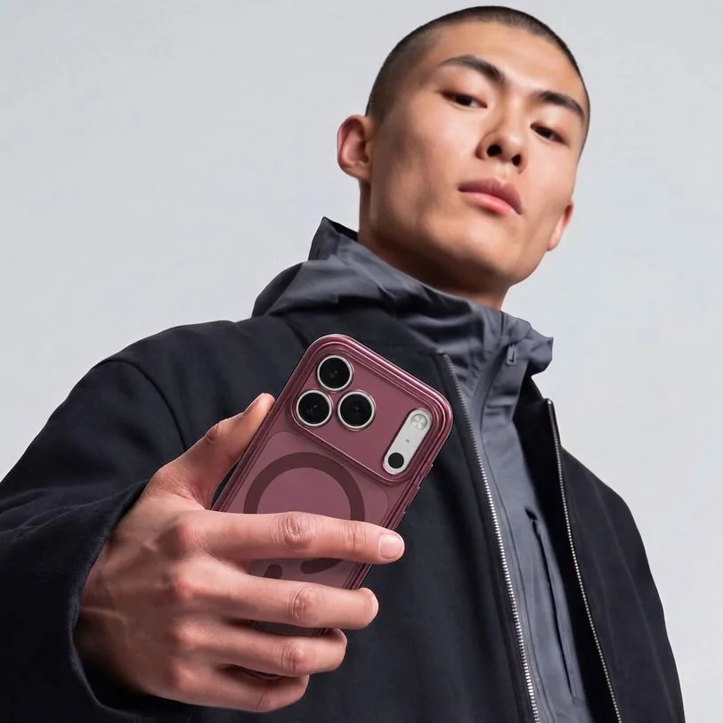 Coque Decoded DropTec transparente pour iPhone 18 Pro — Saphir givré — vue 5