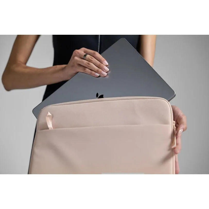 Housse Incase A.R.C. pour MacBook Pro 14 pouces — Pêche — vue 4