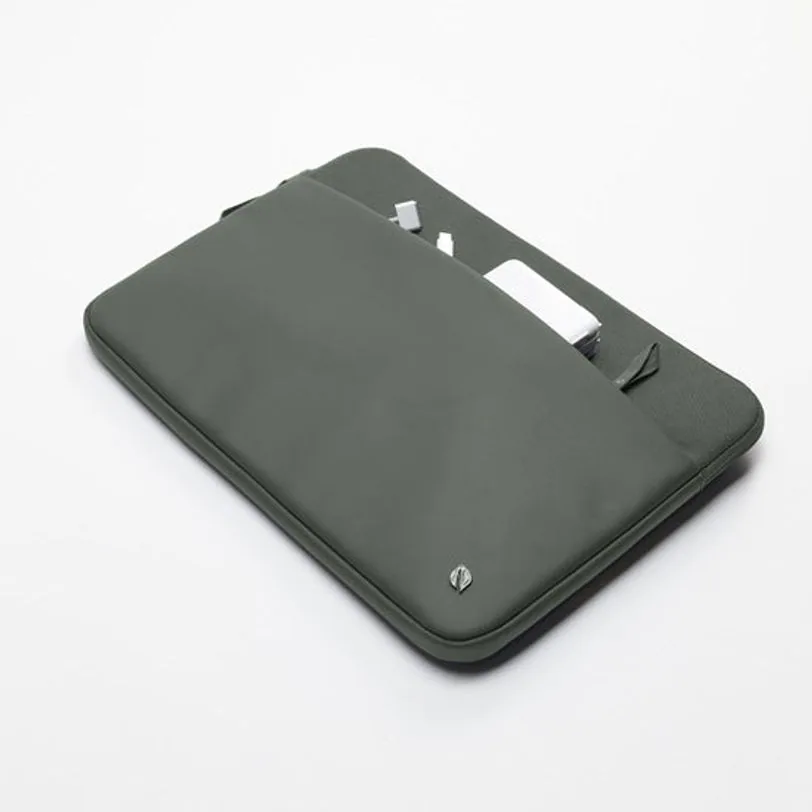 Housse Incase A.R.C. pour MacBook Pro 14 pouces — Lierre fumé — vue 5