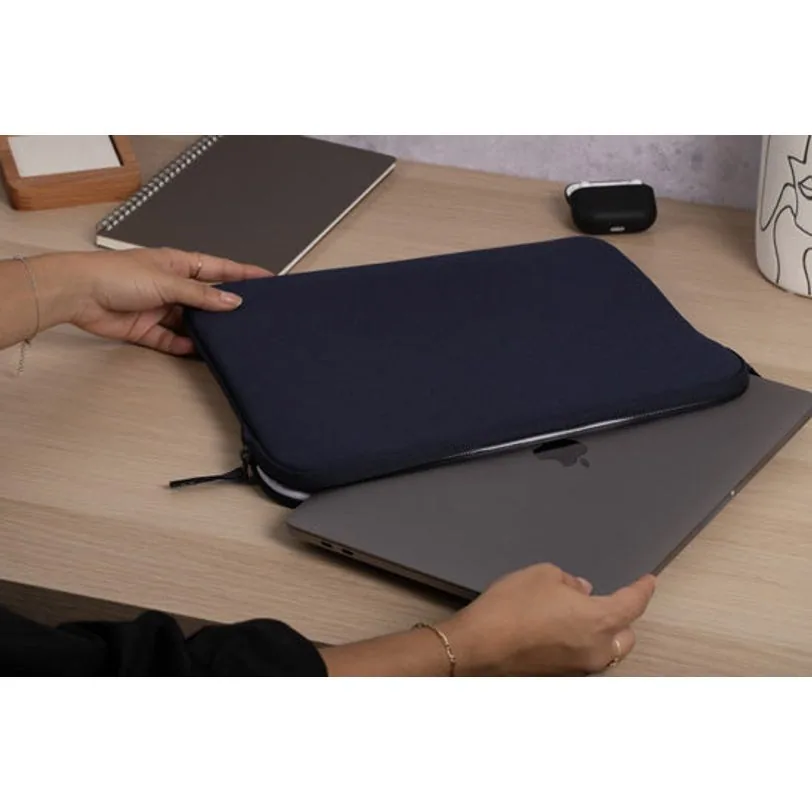 Housse MW Basics ²Life pour MacBook Pro 14 pouces — Bleu / Blanc — vue 6