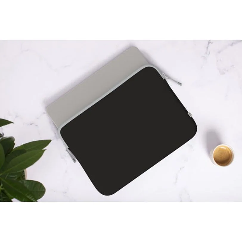 Housse MW Basics ²Life pour MacBook Neo — Noir / Lune — vue 3