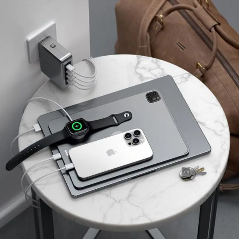 Chargeur Satechi GaN 145 W 4 ports USB-C — Gris sidéral — vue 5